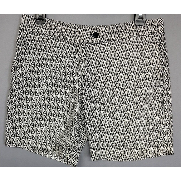 Kenar Bermuda Shorts Womens 6 Black White Abstract Geometric Pockets 8" Inseam - Picture 1 of 10